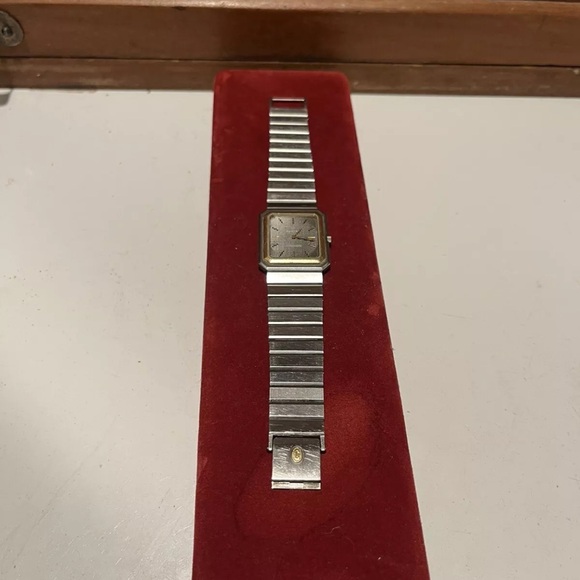 Vintage Rare Concord Men's Two-Tone Nine / Quartz Mariner SG Watch 15 81 614 V13 - Picture 4 of 11